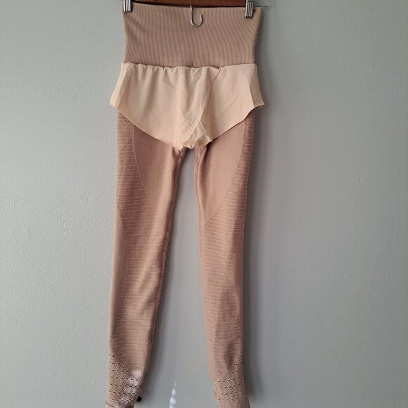 Gymshark Beige Energy + Seamless Womens Leggings Size XS/Small Sport Athltetic - Picture 10 of 15